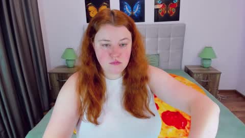Snapshot of polinasallivan chatting on January 15, 11:00 am Polina online show from January 15, 11:00 am