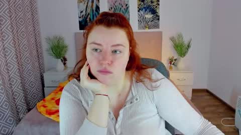 Snapshot of polinasallivan chatting on January 25, 7:49 am Polina online show from January 25, 7:49 am