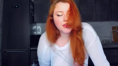 Snapshot of polinasallivan chatting on February 13, 6:38 pm Polina online show from February 13, 6:38 pm