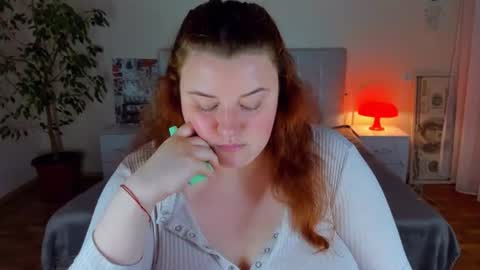 Snapshot of polinasallivan chatting on June 15, 7:38 pm Polina online show from June 15, 7:38 pm