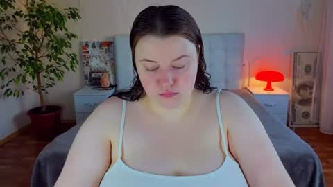 Snapshot of polinasallivan chatting on June 26, 4:00 pm Polina online show from June 26, 4:00 pm