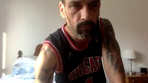 Snapshot of polla101 chatting on June 3, 5:29 pm aquiles online show from June 3, 5:29 pm
