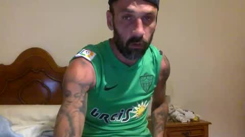 Snapshot of polla101 chatting on June 7, 8:45 pm aquiles online show from June 7, 8:45 pm