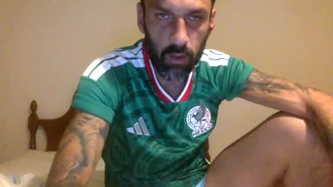 Snapshot of polla101 chatting on June 12, 11:46 pm aquiles online show from June 12, 11:46 pm