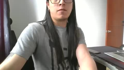 Snapshot of polla322 chatting on December 24, 5:34 pm Diego online show from December 24, 5:34 pm