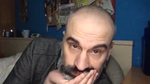 Snapshot of pollito1985 chatting on November 22, 2:27 pm DIEGO O DIEGUITO online show from November 22, 2:27 pm