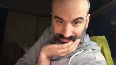 Snapshot of pollito1985 chatting on November 29, 8:50 am DIEGO O DIEGUITO online show from November 29, 8:50 am