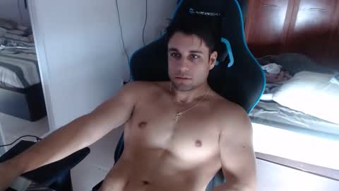 pollitoromantico online show from September 27, 3:06 pm