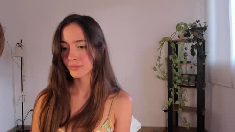 Snapshot of polly_____ chatting on May 5, 10:18 pm Polly online show from May 5, 10:18 pm