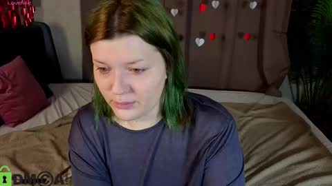 Polly online show from February 6, 1:21 am