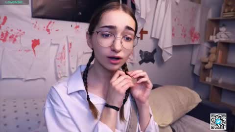 Polly online show from November 1, 6:15 am