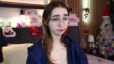 Polly online show from December 21, 8:10 am