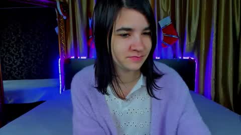 Polly online show from December 22, 7:05 am