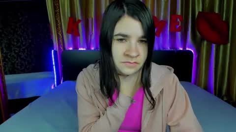 Polly online show from February 17, 7:05 am