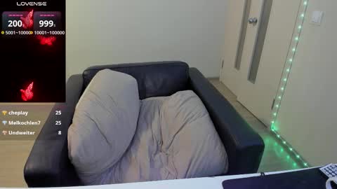 Polly online show from March 12, 11:33 pm