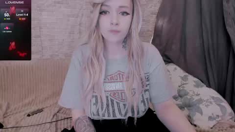 Polly online show from May 18, 8:09 am