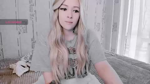 Polly online show from June 8, 8:48 am