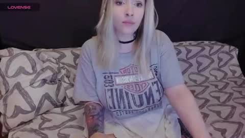 Polly online show from July 7, 7:29 pm