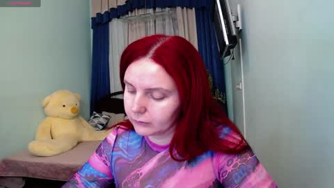 Snapshot of pollygreen chatting on January 11, 8:00 am Olivia online show from January 11, 8:00 am