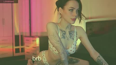 Snapshot of polusladkoye chatting on March 10, 8:23 pm Megan.online online show from March 10, 8:23 pm