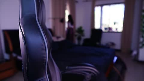  - Help me Reach 100 thumbs up  online show from January 30, 9:36 pm