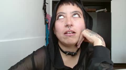 Poly online show from January 22, 6:10 pm