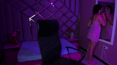 Snapshot of poly_sasha_ chatting on October 27, 2:48 am poly sasha online show from October 27, 2:48 am