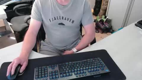 Dave online show from April 7, 9:43 am