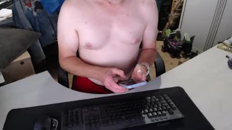 Snapshot of poodledude chatting on July 19, 4:38 am Dave online show from July 19, 4:38 am