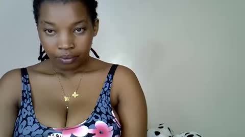 pookie245909 online show from May 24, 3:00 am