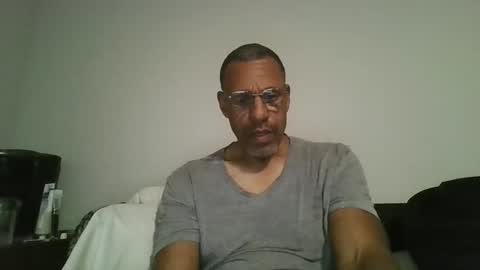 poolguy2496 online show from November 6, 7:53 am