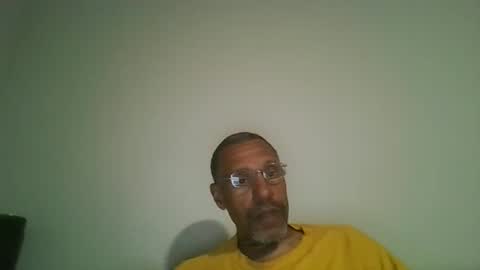 poolguy2496 online show from November 14, 5:39 am