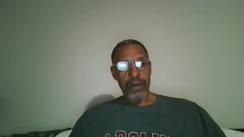 poolguy2496 online show from November 17, 1:44 am