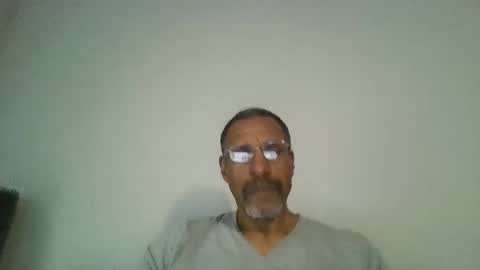 poolguy2496 online show from November 25, 6:19 pm