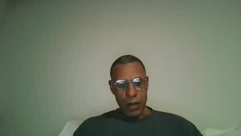 poolguy2496 online show from December 15, 3:11 am