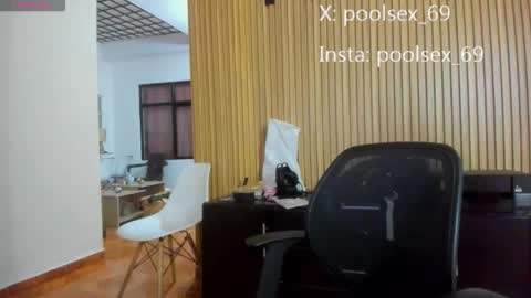 poolsexx_69 online show from December 4, 12:31 am