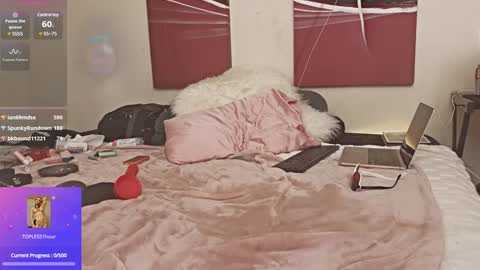 Veronica Ronnie Taylor online show from January 11, 9:36 am