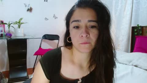 Snapshot of porcelainlux chatting on January 19, 9:34 pm porcelainlux online show from January 19, 9:34 pm