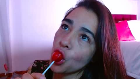 Snapshot of porcelainlux chatting on October 21, 3:07 am porcelainlux online show from October 21, 3:07 am