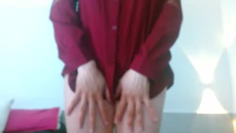 porcelainlux online show from November 8, 9:35 pm