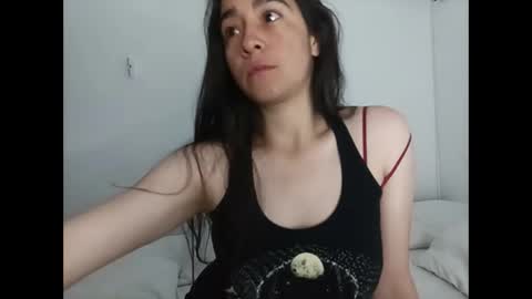 Snapshot of porcelainlux chatting on February 28, 1:39 am porcelainlux online show from February 28, 1:39 am