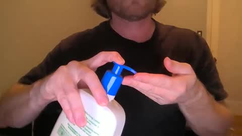 Snapshot of pornaddicted8 chatting on September 19, 3:41 am i heart porn online show from September 19, 3:41 am