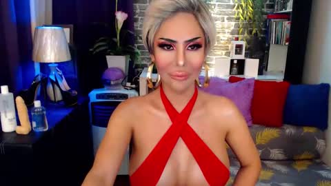 Snapshot of pornstardiva chatting on December 3, 10:08 pm DivaGray online show from December 3, 10:08 pm