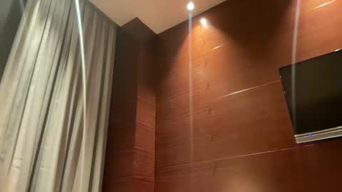 porntoyndr2 online show from December 21, 6:53 am