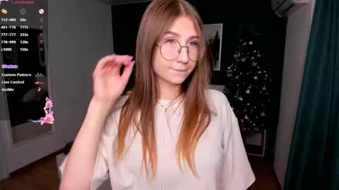 Elizabeth online show from January 10, 7:15 pm