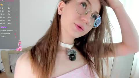 Snapshot of portia_bubbles chatting on May 24, 7:57 am Elizabeth online show from May 24, 7:57 am