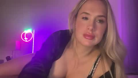 Portia Banks online show from January 6, 4:27 am