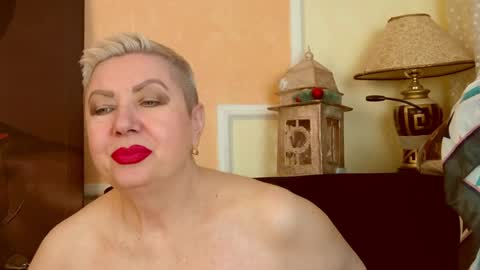 LADY POSH online show from May 1, 9:41 pm