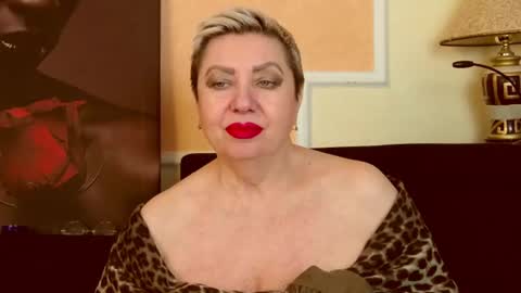 LADY POSH online show from June 11, 12:32 am