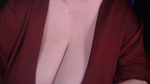 Snapshot of posh_mistress chatting on September 9, 6:29 pm PoshMistres    online show from September 9, 6:29 pm